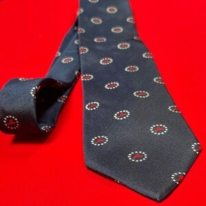 Summer Ties 13 Stars red white & blue tie. NWOT!
